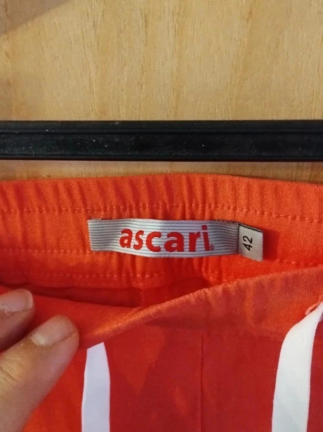 Calça justa rosa brilhante, Ascari T42 – photo 3
